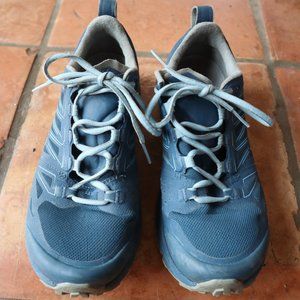 La Sportiva Women's Running Shoes size 6.5